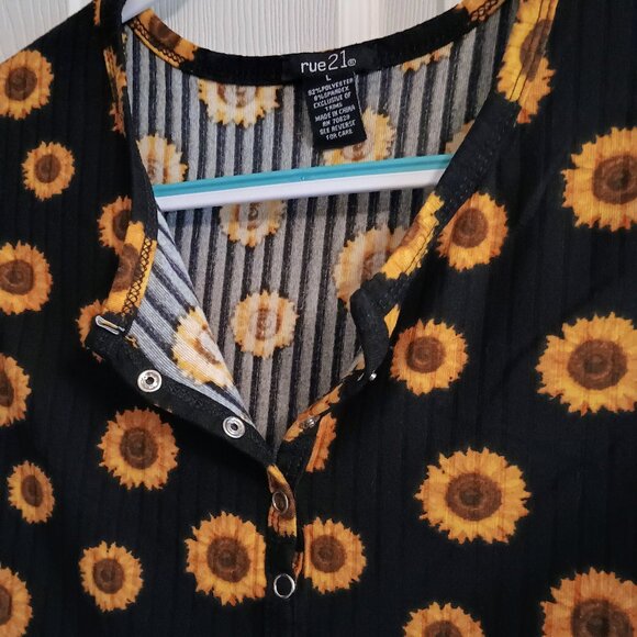 Rue 21 Black Sunflower Body Suit, Snap Front, New - Picture 3 of 4